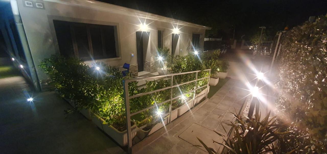 Foresterie Lombarde B&B Villa Ambra Limbiate Buitenkant foto